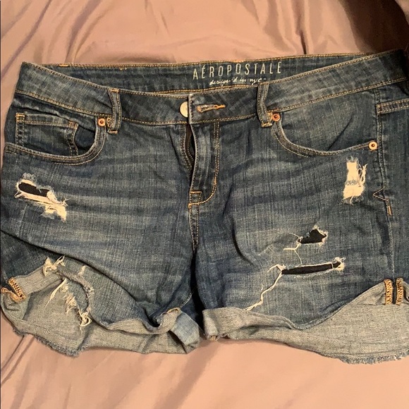 Aeropostale Pants - Lightly distressed shorts